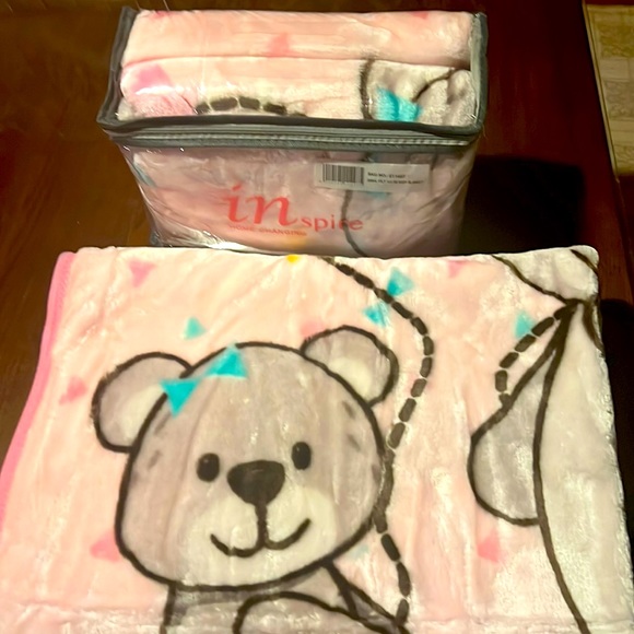 Inspire Other - ANNA 1ply baby blanket